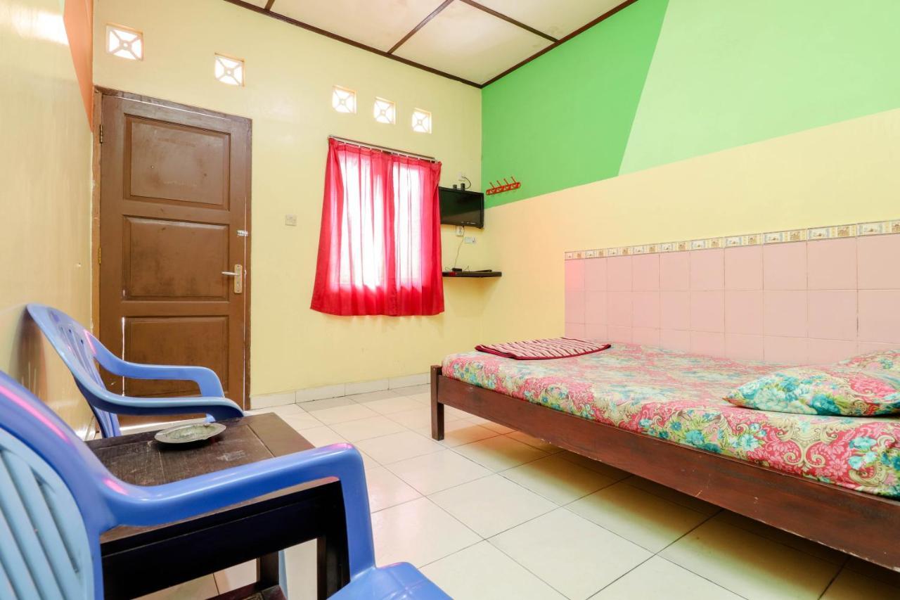 Primadona Homestay Sleman  Kültér fotó